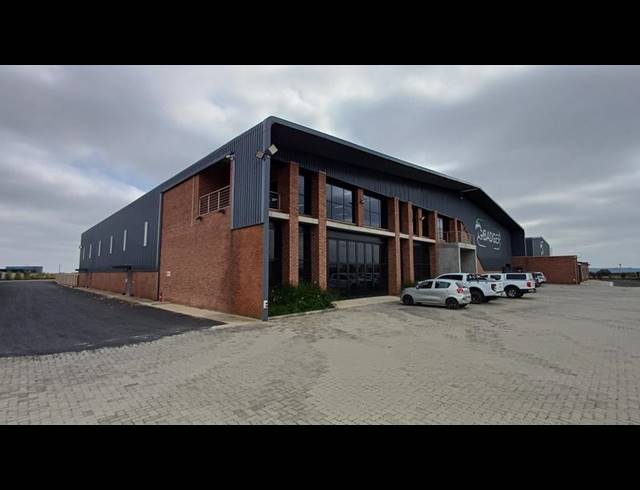 INDUSTRIAL PROPERTY TO RENT IN LAEZONIA